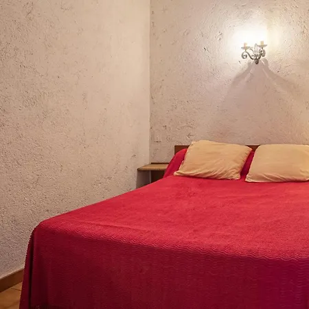 Lei Jas サント・マキシム